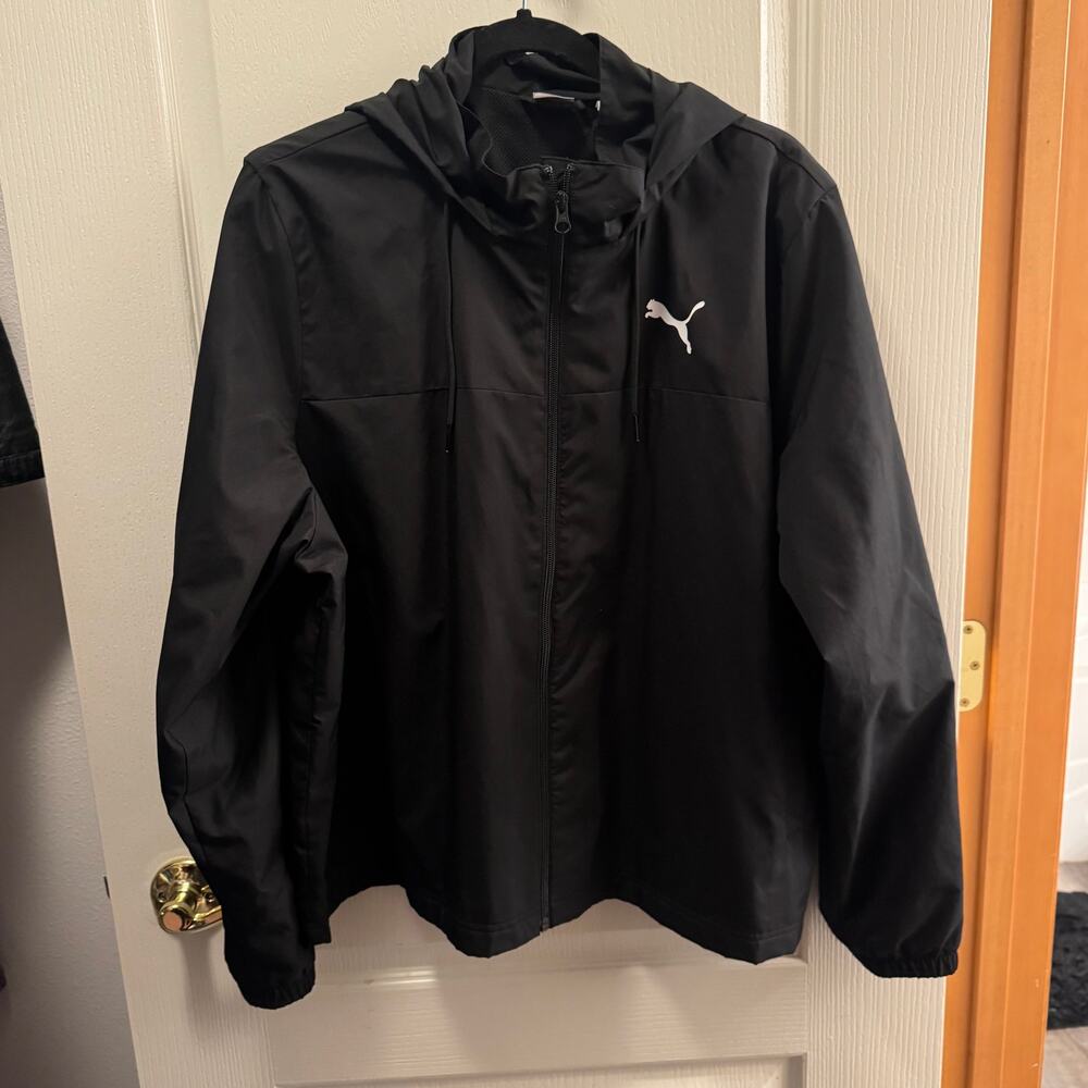 Puma Classic Black Hooded Windbreaker Woman’s XXL
